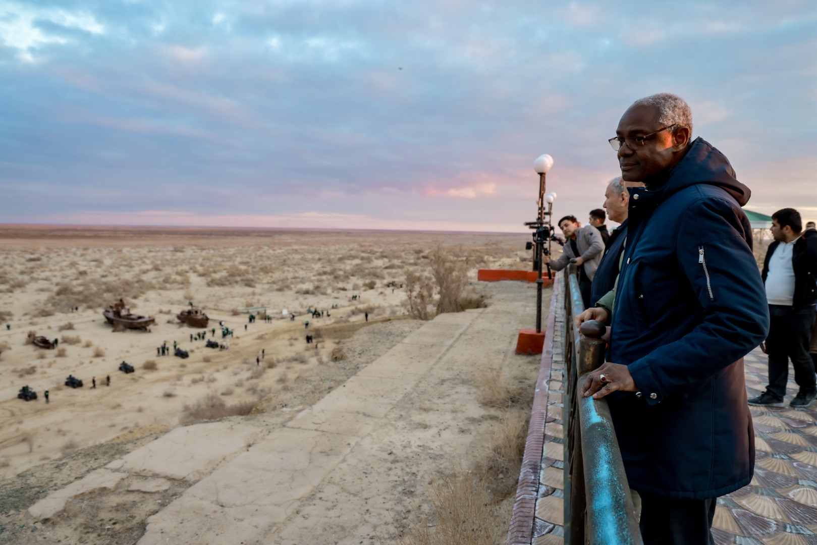 Ibrahim Thiaw at the Aral sea