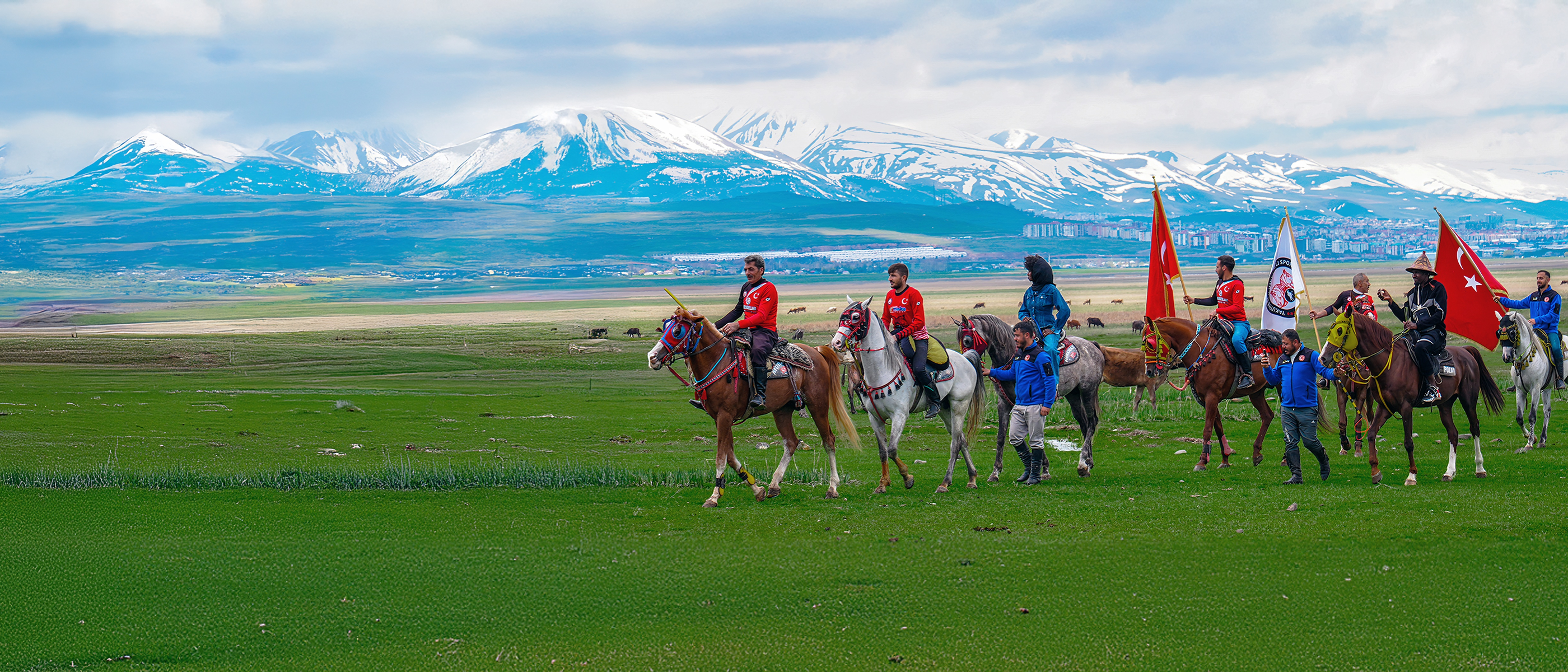 Silk Road Caravan sets out