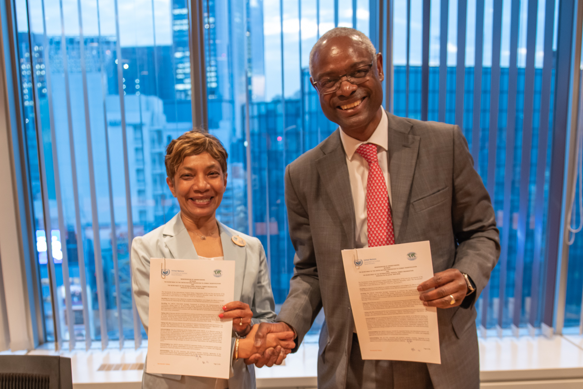 ITTO Executive Director Sheam Satkuru and UNCCD&nbsp; Executive Secretary&nbsp;Thiaw.